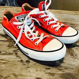 Red converse size 9